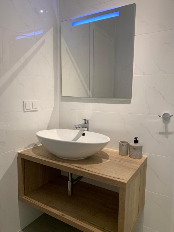 Villa Luxuria Baška Voda Extérieur photo
