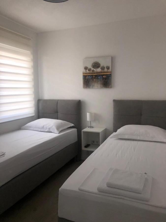 Villa Luxuria Baška Voda Extérieur photo