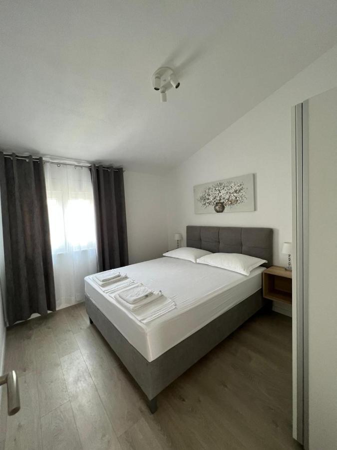Villa Luxuria Baška Voda Extérieur photo