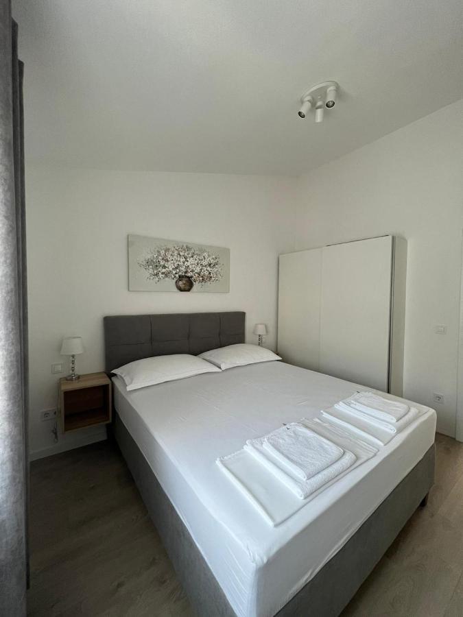 Villa Luxuria Baška Voda Extérieur photo