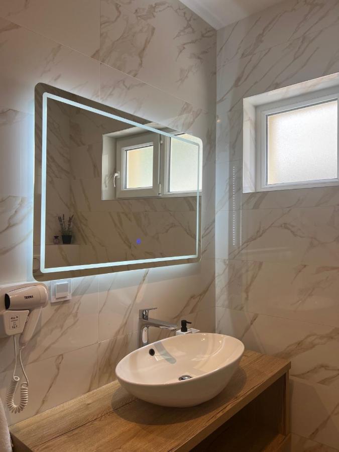 Villa Luxuria Baška Voda Extérieur photo