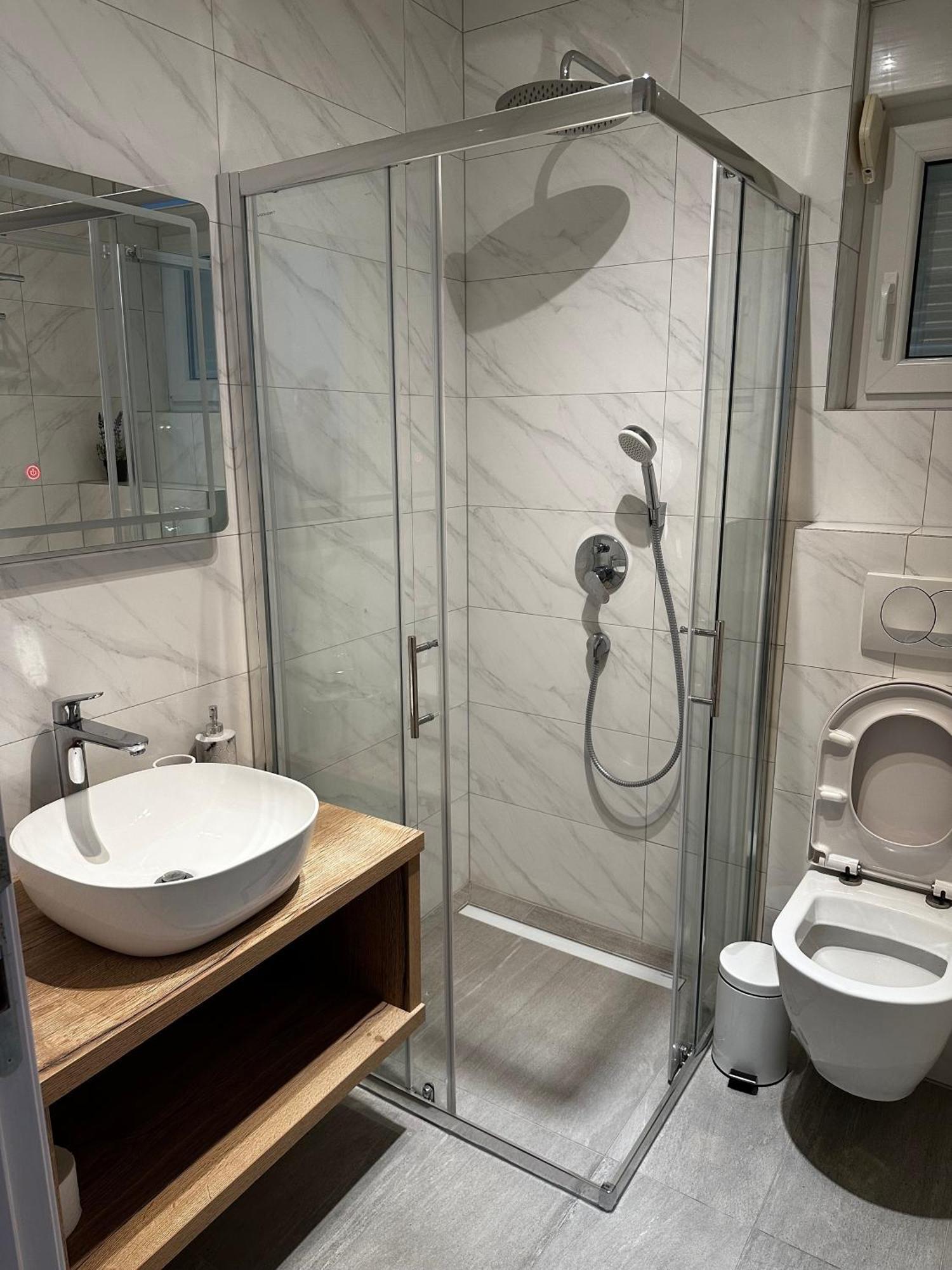 Villa Luxuria Baška Voda Extérieur photo