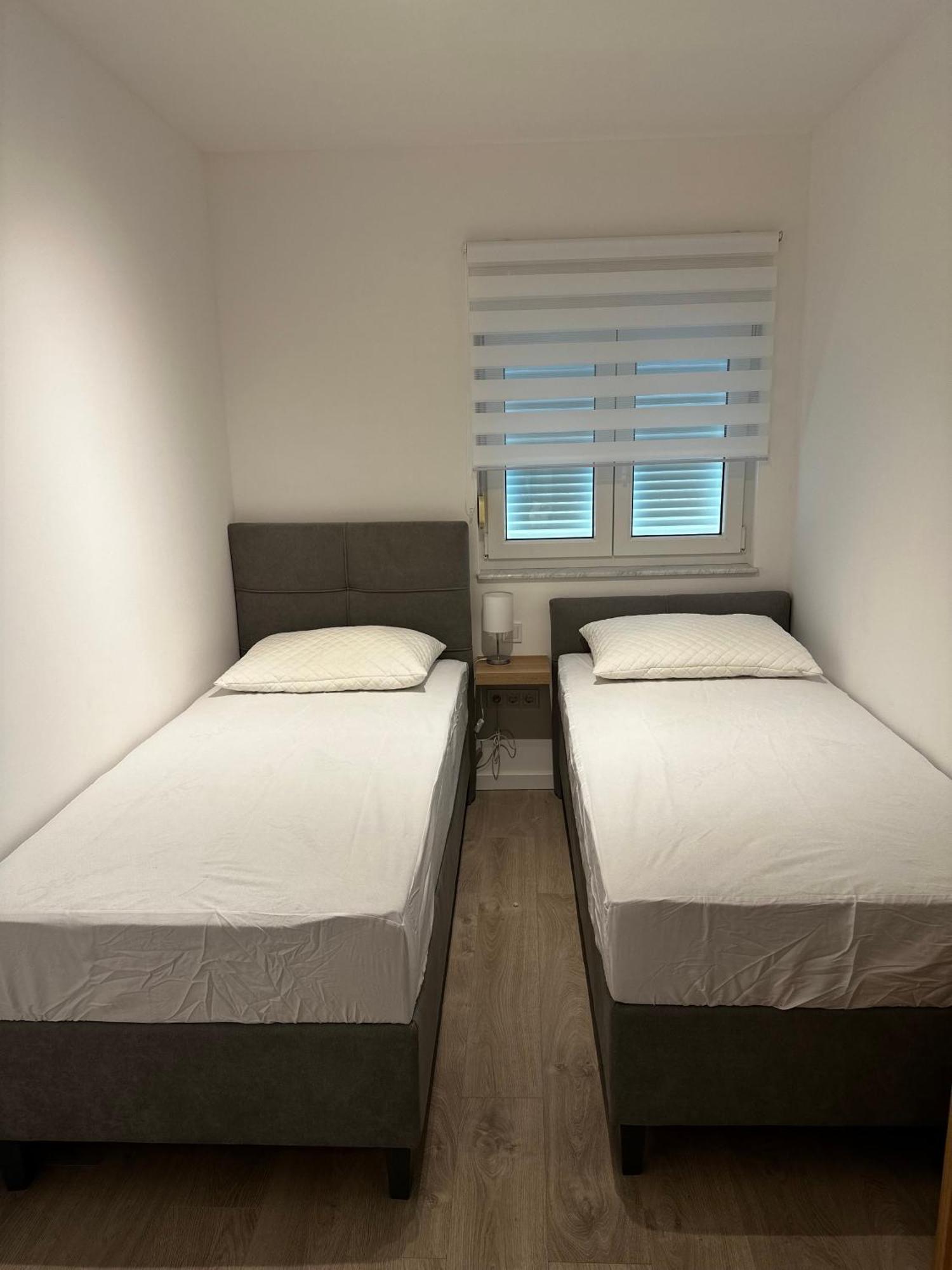 Villa Luxuria Baška Voda Extérieur photo